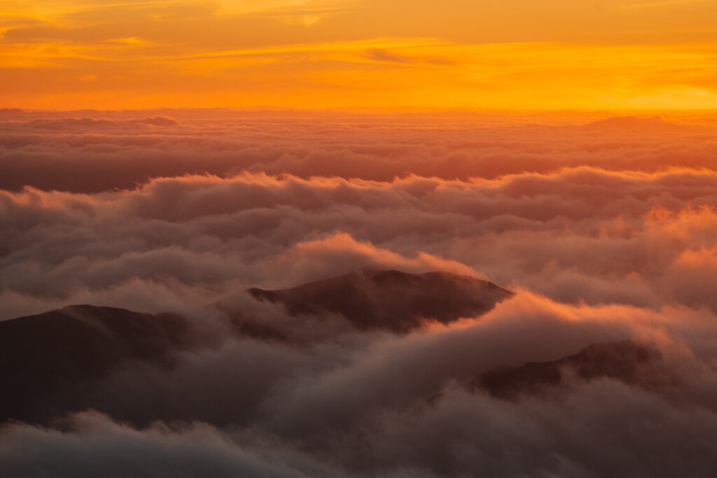 wschód słońca na Pico do Arieiro, Madera