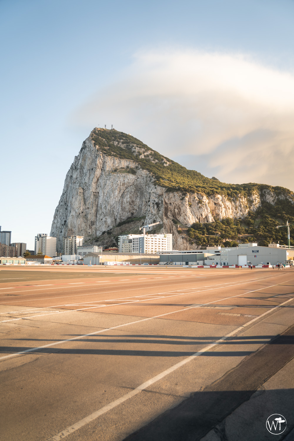 Przejście przez lotnisko Gibraltar